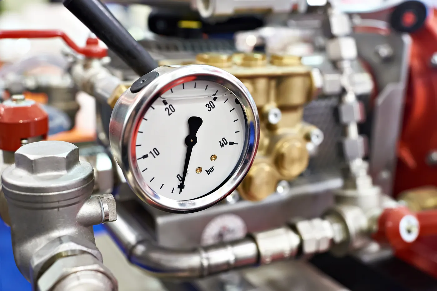 Power flushing equipment cleaning a central heating system